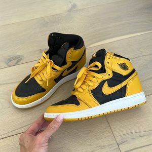 Nike Air Jordan 1 High Pollen
